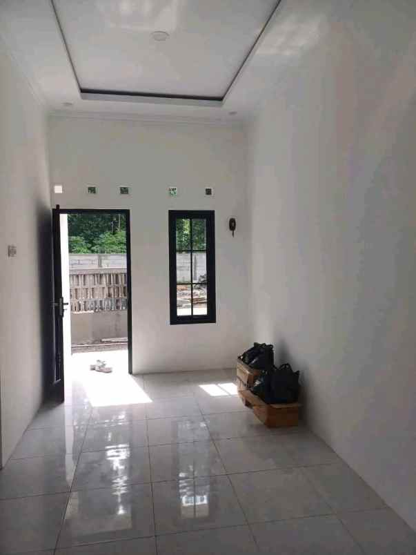 dijual rumah pasar cebongan