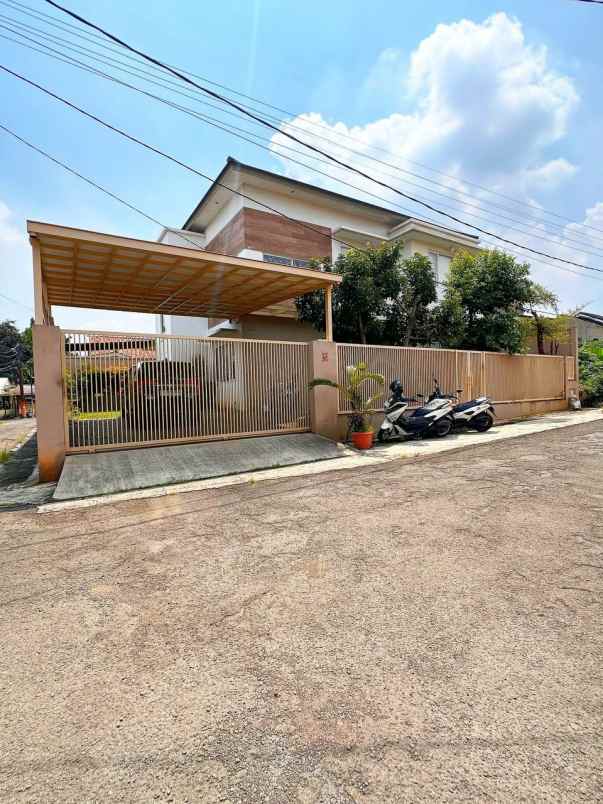 dijual rumah pasar minggu