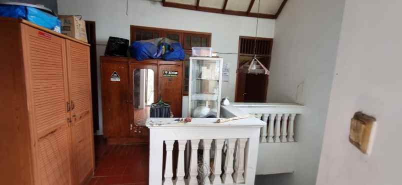 dijual rumah pasar minggu unit standart 2 lantai