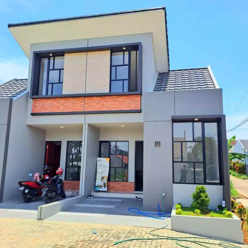 dijual rumah pd petir kec bojongsari