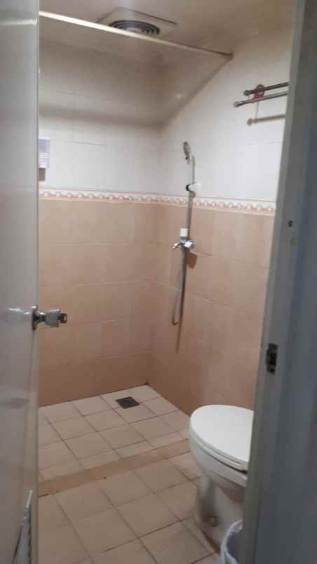 dijual rumah pegangsaan dua