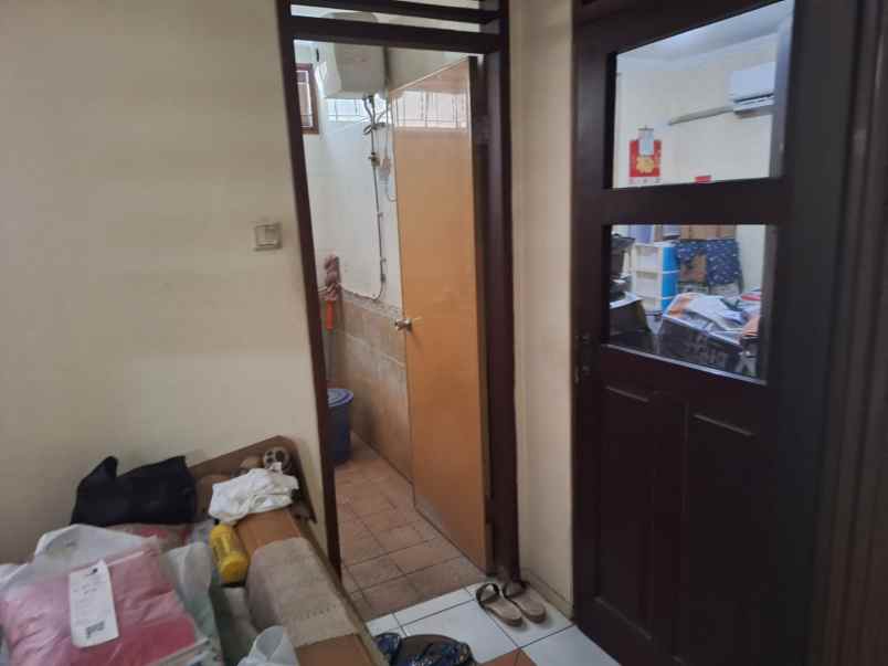 dijual rumah pelepah kelapa gading