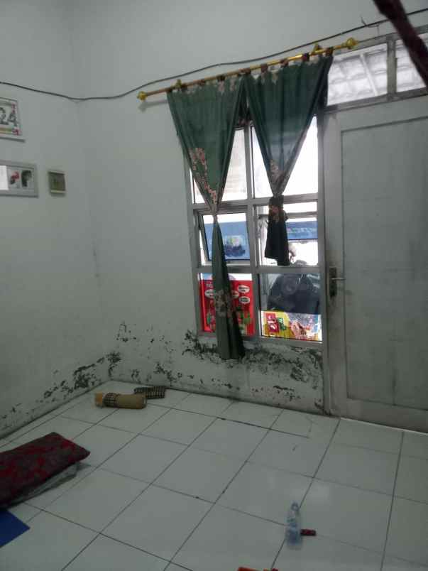 dijual rumah perum arsanta padjajaran