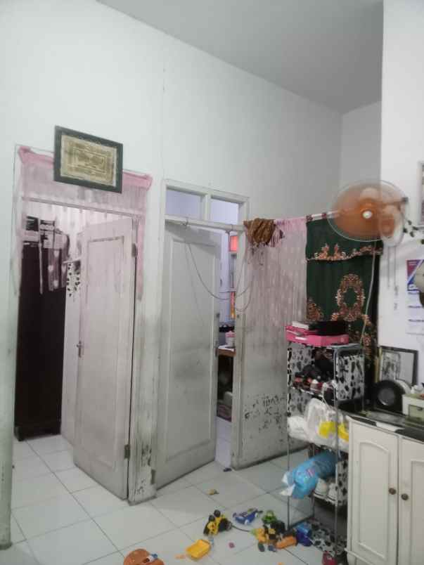 dijual rumah perum arsanta padjajaran