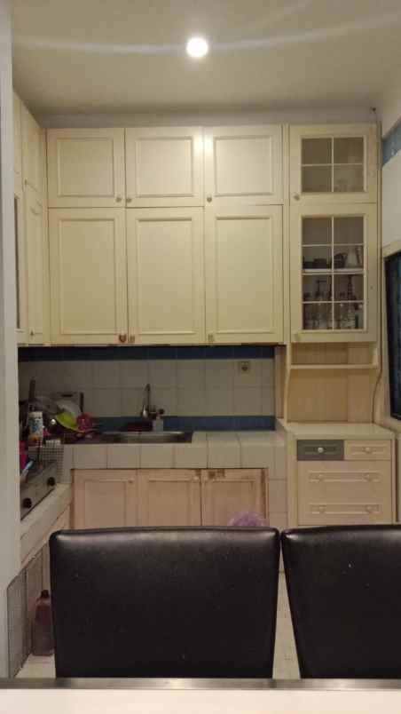 dijual rumah perum babatan pilang