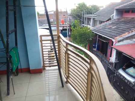 dijual rumah perum griya bukit raya gbr