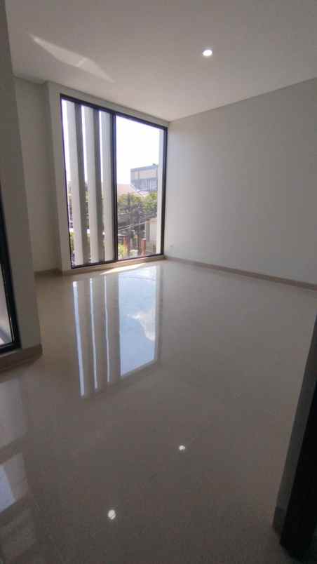 dijual rumah perumahan batu indah