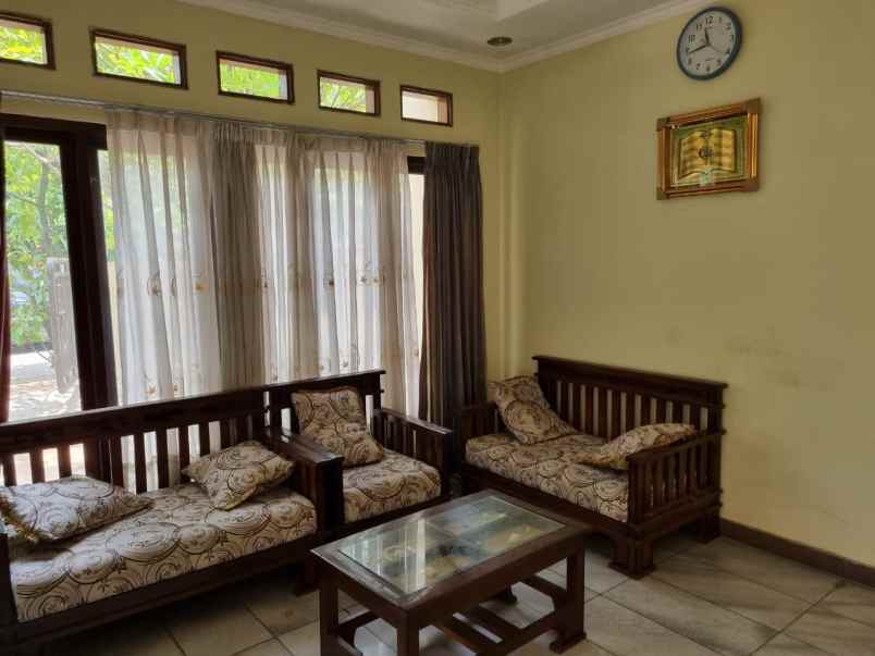 dijual rumah perumahan centuri 1