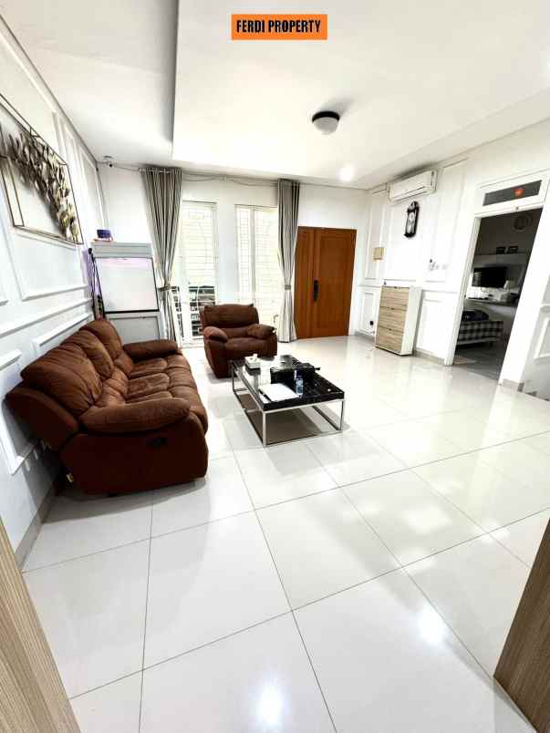 dijual rumah perumahan citra gran cibubur