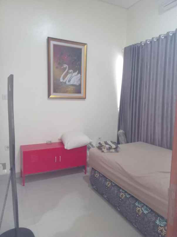 dijual rumah perumahan dealova