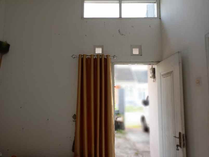 dijual rumah perumahan green residence