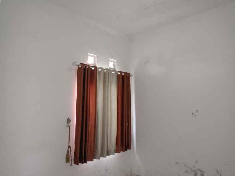 dijual rumah perumahan green residence