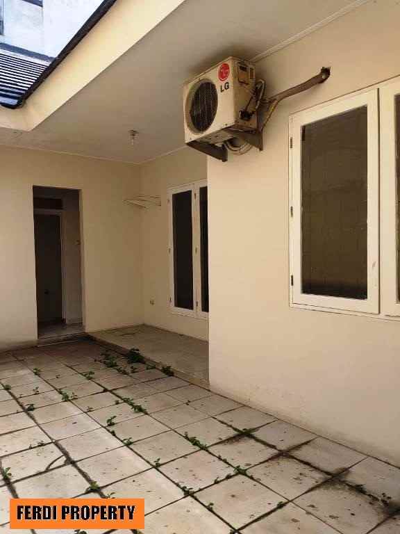 dijual rumah perumahan legenda wisata