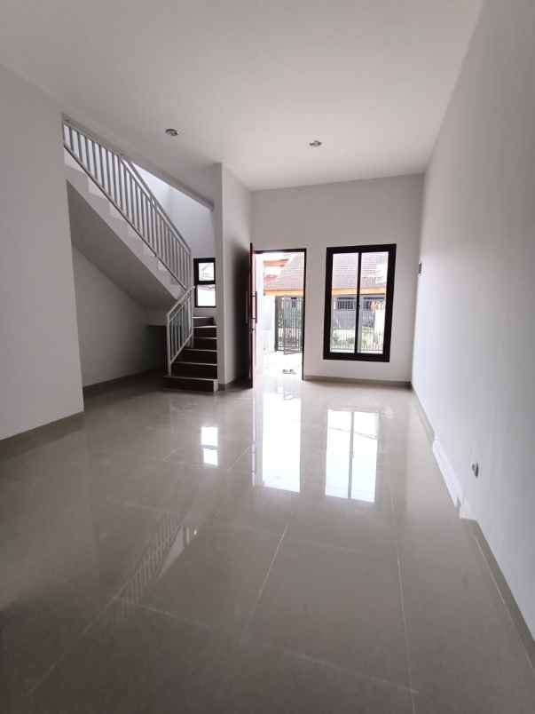 dijual rumah perumahan permata pamulang