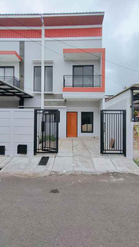 dijual rumah perumahan permata pamulang