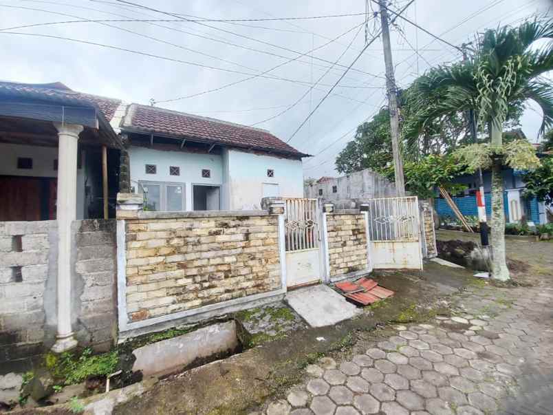 dijual rumah perumahan permata puri 3