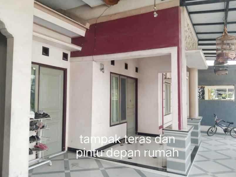 dijual rumah perumahan sapphire
