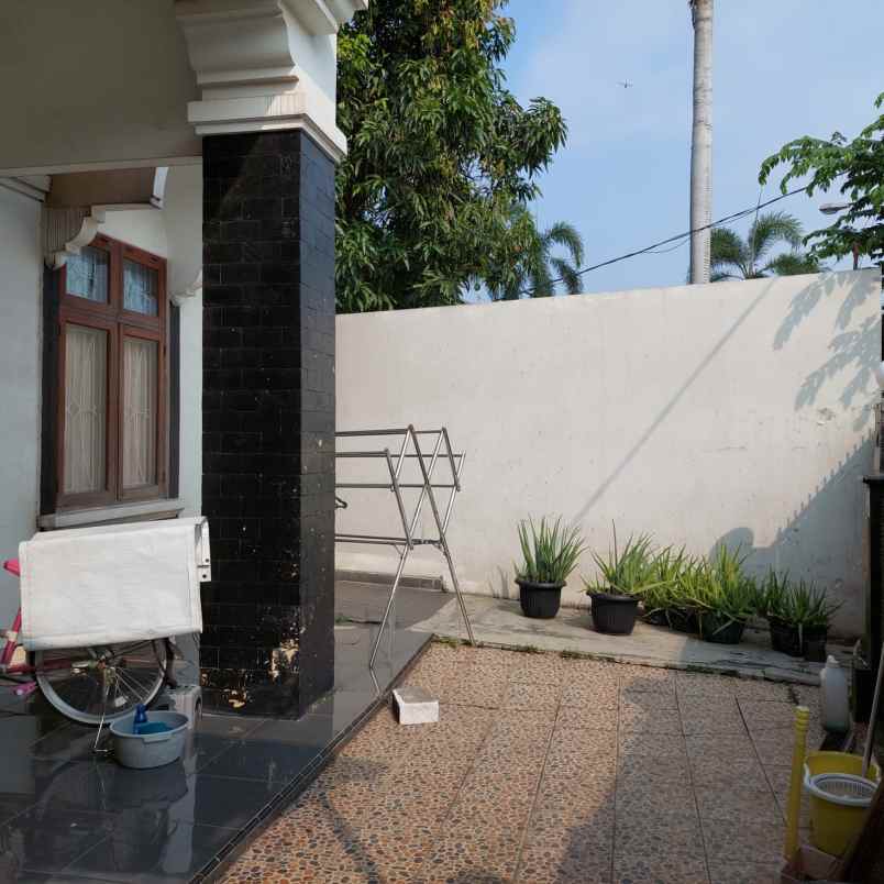 dijual rumah perumahan taman galaxy bekasi