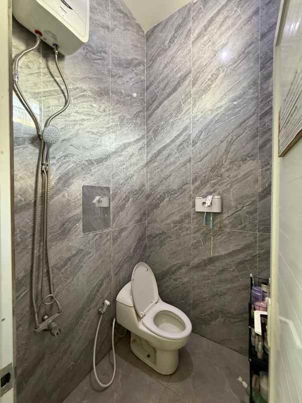 dijual rumah perumahan villa kedamaian asri