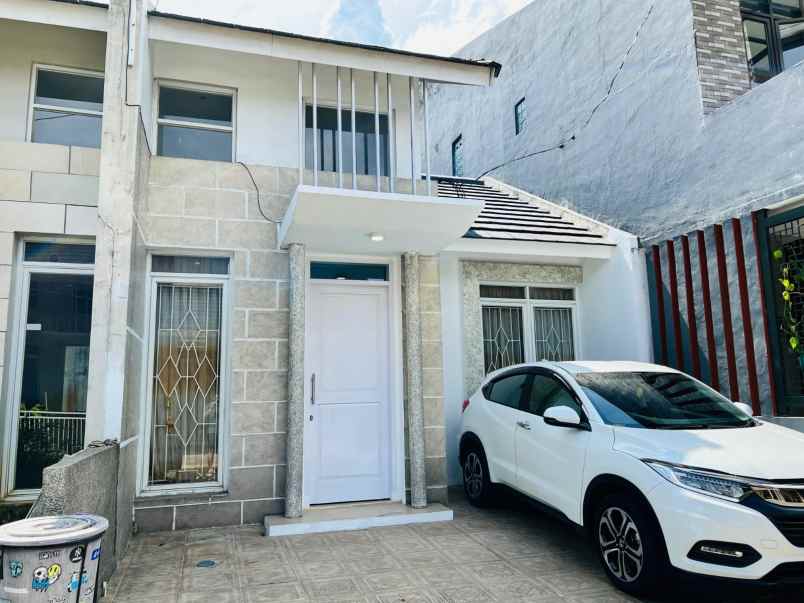 dijual rumah pinus regency bandung