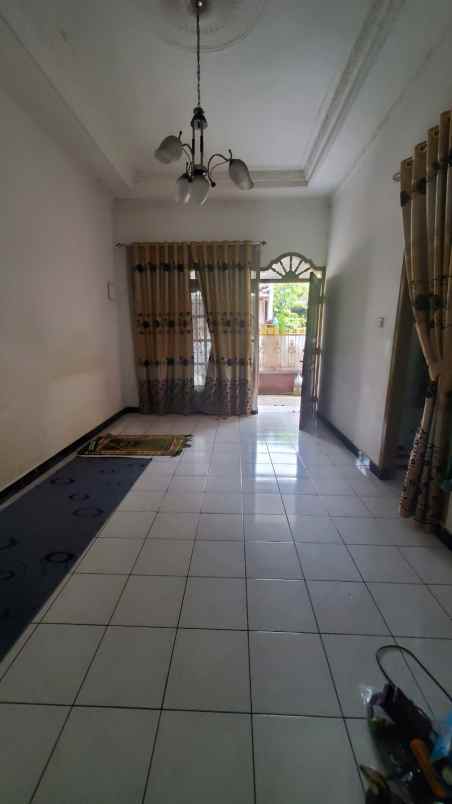 dijual rumah poltangan raya