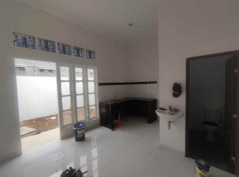 dijual rumah pondok gede