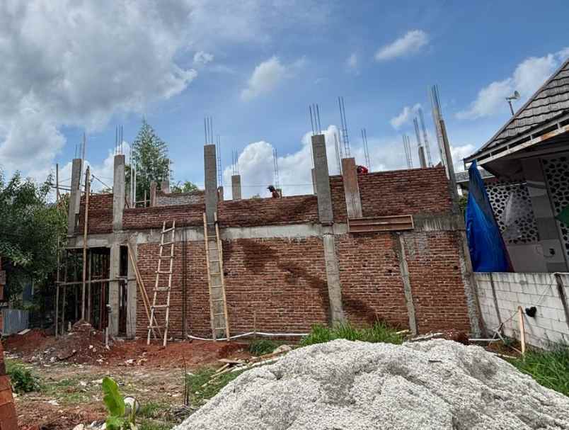 dijual rumah pondok kelapa