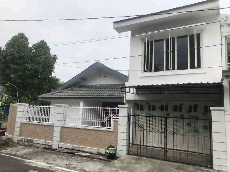 dijual rumah pondok nirwana