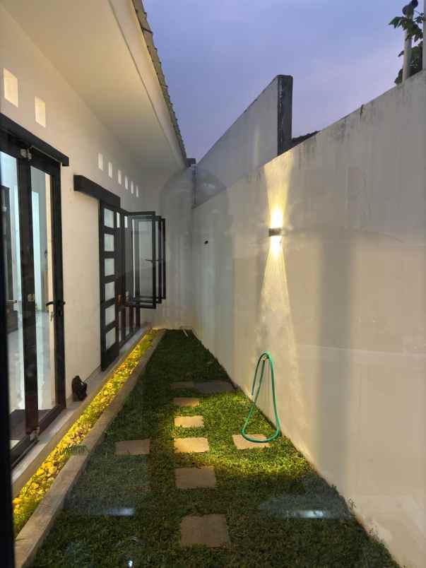 dijual rumah pondok pinang kebayoran