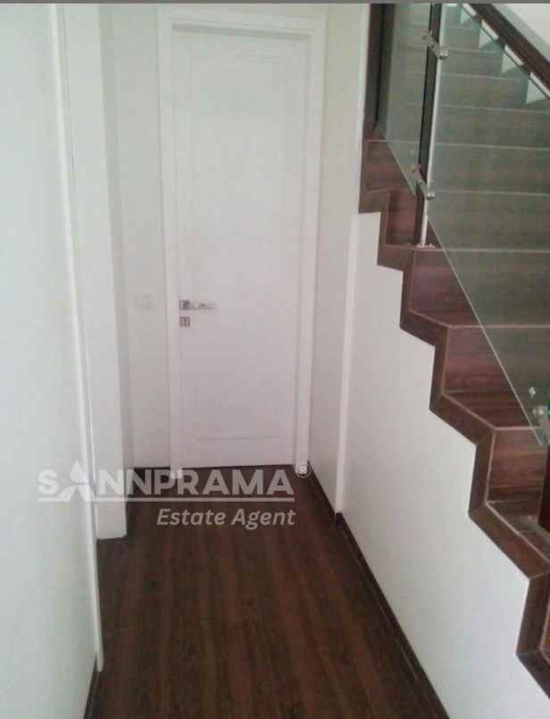 dijual rumah pondok ranji