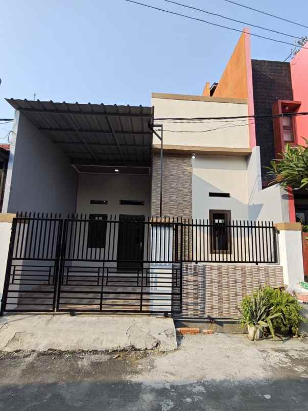 dijual rumah pondok ungu permai cluster