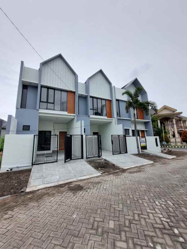 dijual rumah prapen