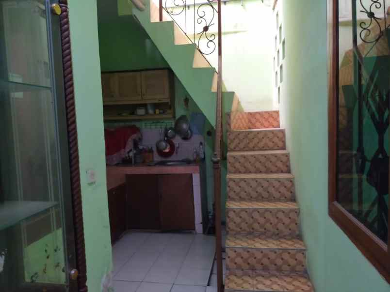 dijual rumah puri cipageran