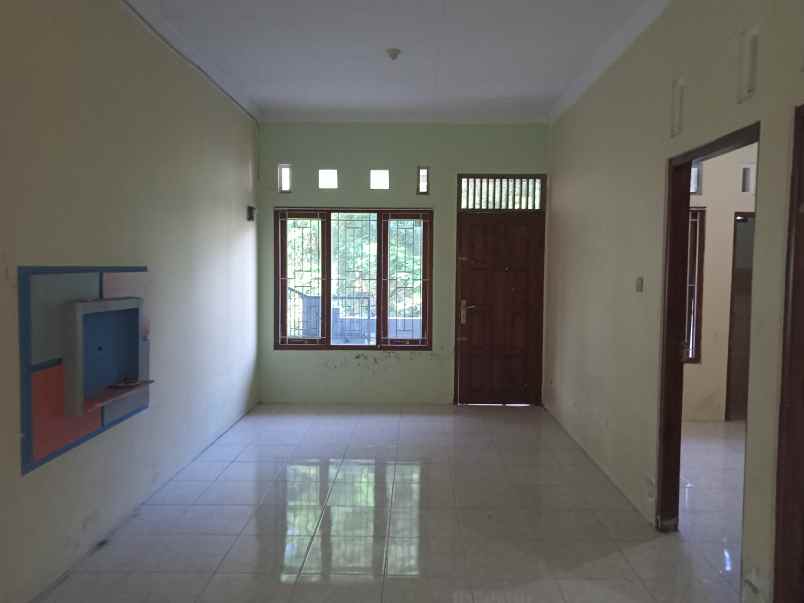 dijual rumah purwomartani