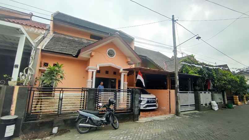 dijual rumah purwomartani