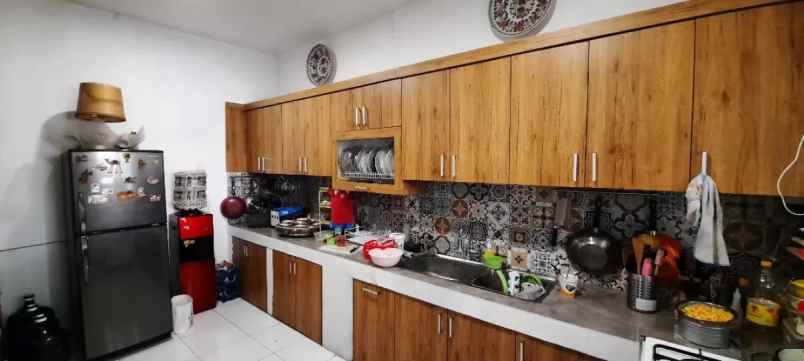 dijual rumah raffles hills cibubur