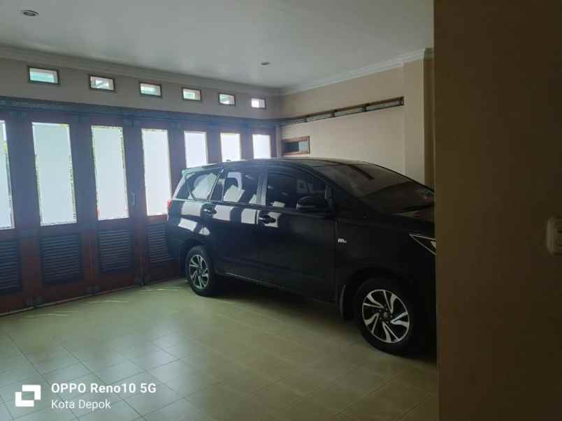 dijual rumah raffles hills cibubur