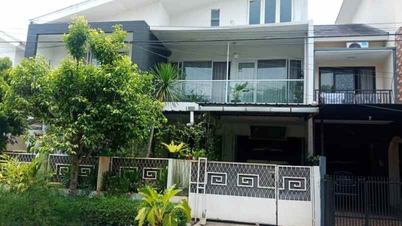 dijual rumah rajawali raya bintaro