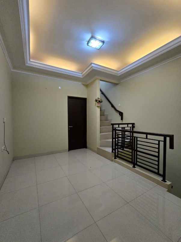 dijual rumah rawamangun jakarta timur