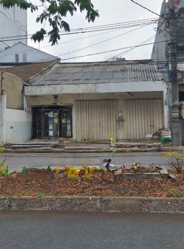 dijual rumah raya mulyosari