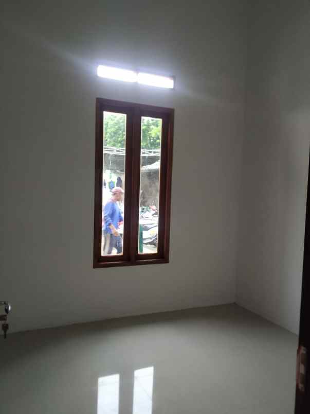 dijual rumah ready harga murah