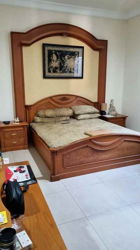 dijual rumah regency 21