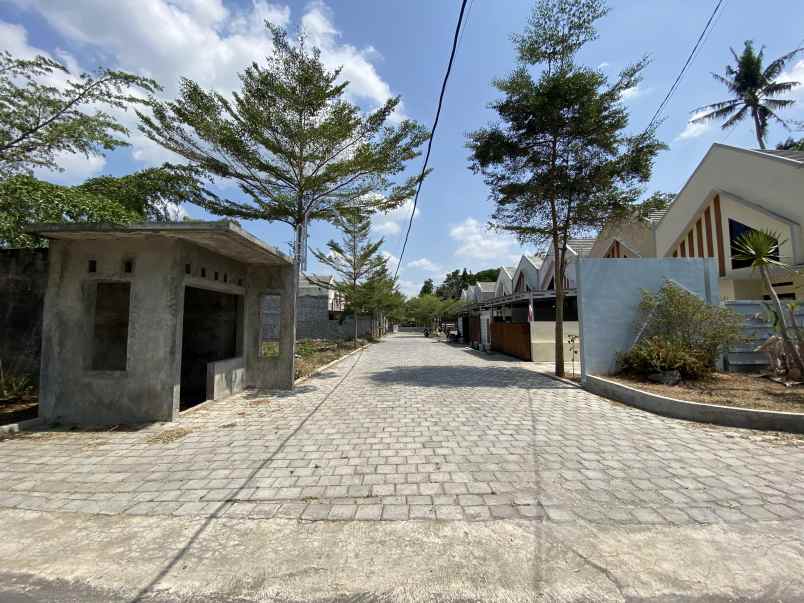 dijual rumah rumah karta kirana