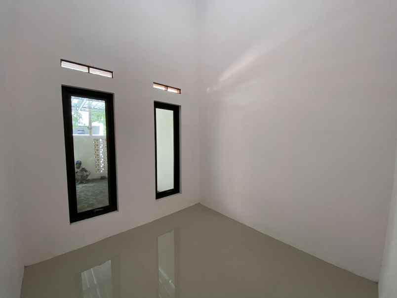 dijual rumah rumah karta kirana