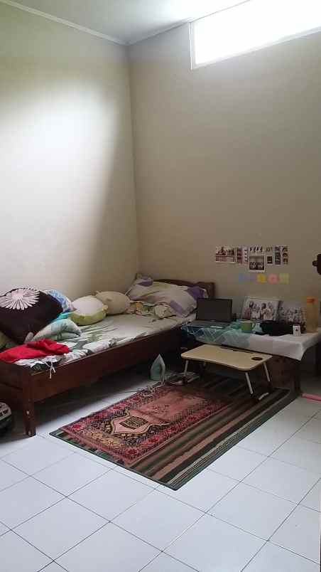 dijual rumah sariwangi