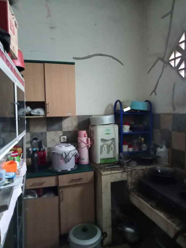 dijual rumah sariwangi