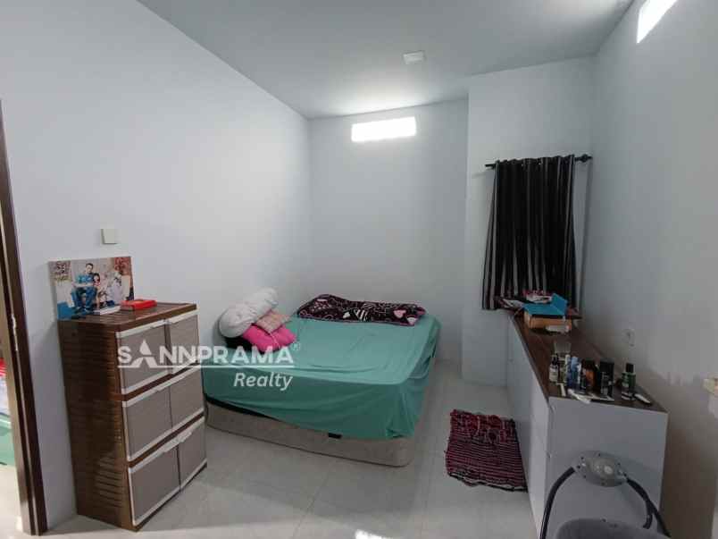 dijual rumah sawangan depok