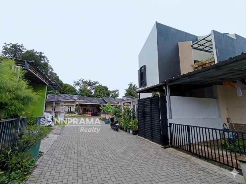 dijual rumah sawangan depok