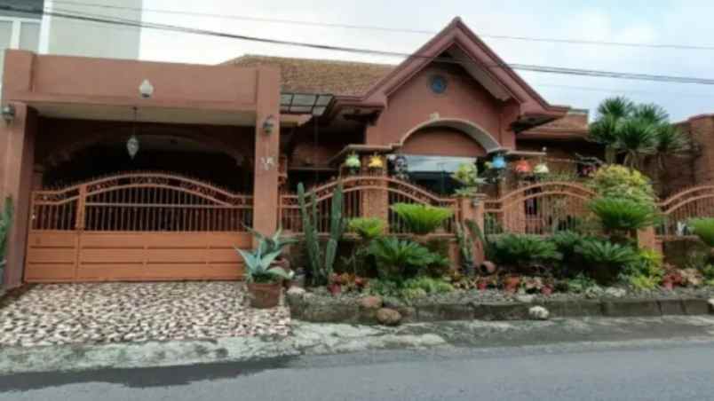 dijual rumah sawojajar 2