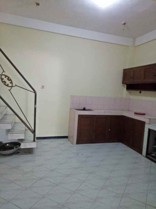 dijual rumah sawojajar